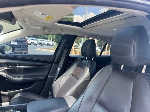 Used 2019 MAZDA MAZDA3 Sedan FWD image 12
