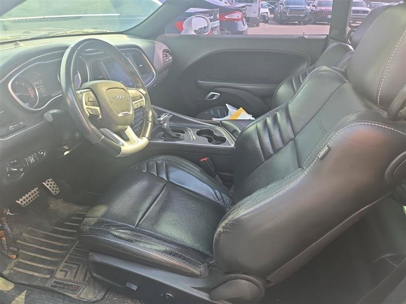Used 2018 Dodge Challenger SRT w/ Technology Group RWD image 5