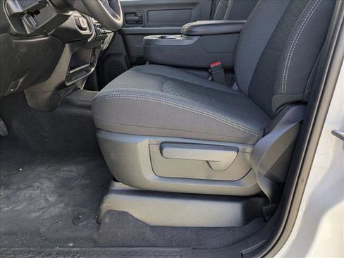 New 2026 RAM 3500 Tradesman AWD/4WD image 4