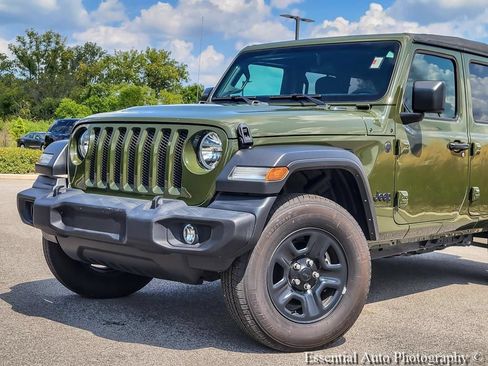 Used 2023 Jeep Wrangler Unlimited Sport AWD/4WD image 2