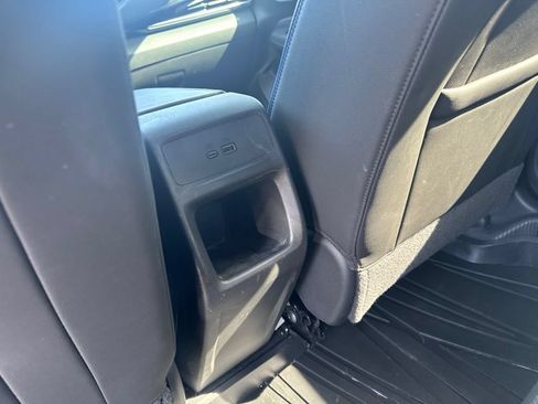 Used 2024 Buick Envista Sport Touring w/ Convenience I Package FWD image 30