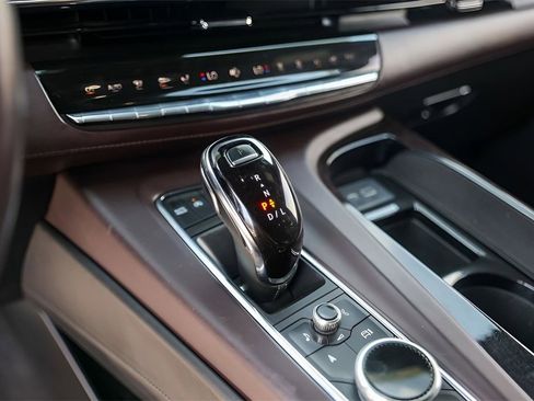 Certified 2023 Cadillac Escalade Sport Platinum image 19