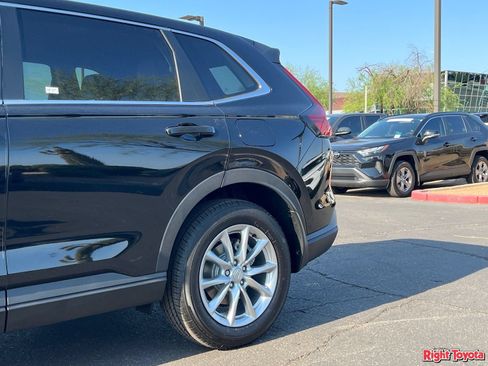 Used 2026 Honda CR-V EX image 10