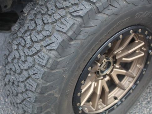 Used 2022 Ford Bronco Outer Banks image 12