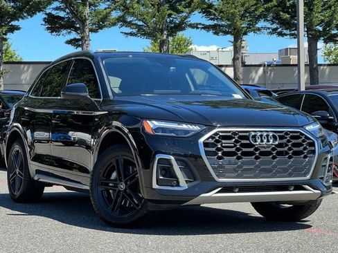Used 2023 Audi Q5 e Prestige AWD/4WD image 1