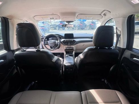Used 2021 Ford Escape SEL FWD image 16