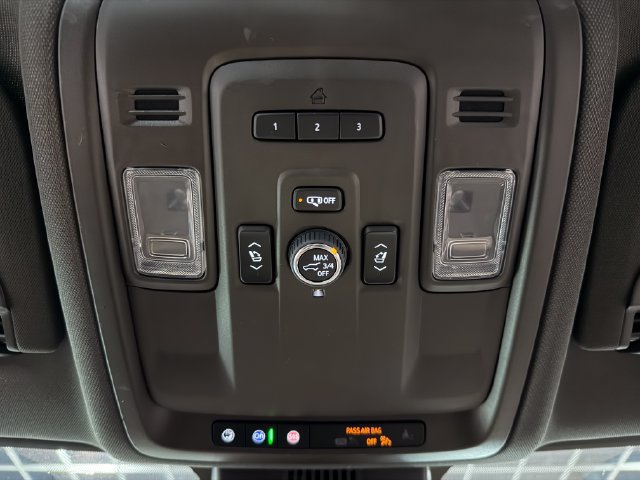Used 2024 GMC Yukon XL SLT w/ SLT Luxury Package AWD/4WD image 24