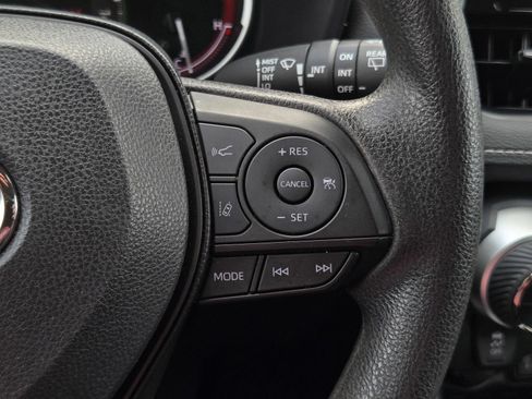Certified 2025 Toyota RAV4 XLE AWD/4WD image 19