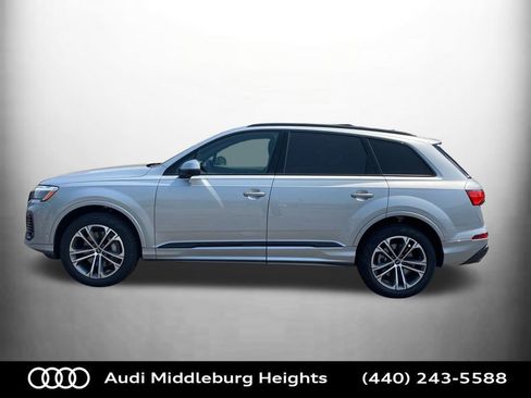 Used 2025 Audi Q7 2.0T Premium w/ Convenience Plus Package image 9