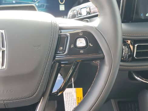 New 2026 Lincoln Aviator Reserve image 17