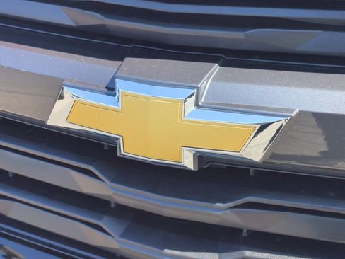 New 2026 Chevrolet Suburban High Country AWD/4WD image 30