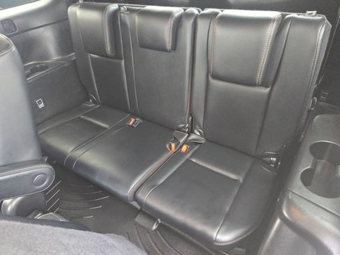 Used 2018 Toyota Highlander XLE image 23