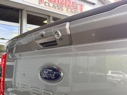 Used 2023 Ford F250 Lariat w/ Lariat Ultimate Package image 9