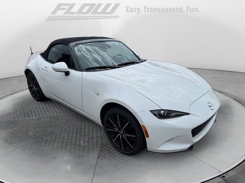 Used 2024 MAZDA MX-5 Miata Grand Touring RWD image 1