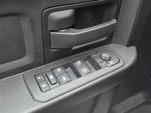 New 2026 RAM 3500 Tradesman AWD/4WD image 17