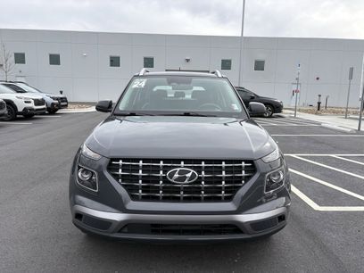 Used 2024 Hyundai Venue Limited