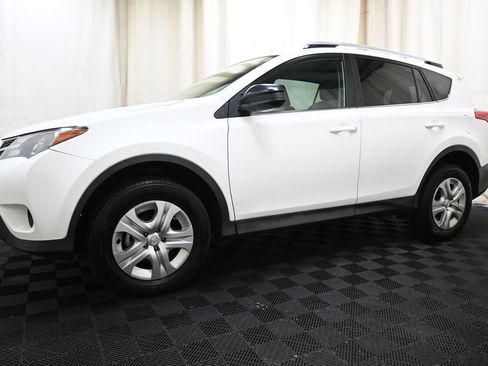 Used 2015 Toyota RAV4 LE AWD/4WD image 5