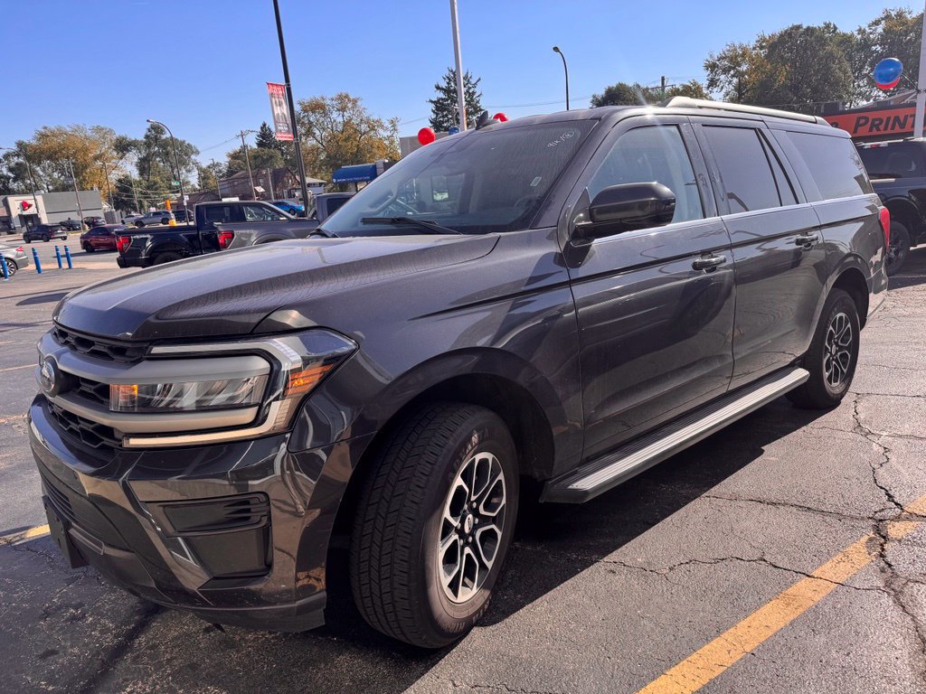 Used 2024 Ford Expedition Max XLT AWD/4WD image 12