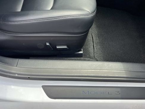 Used 2022 Tesla Model 3 RWD image 31