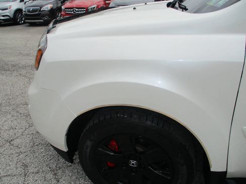 Used 2013 Honda Pilot Touring image 11