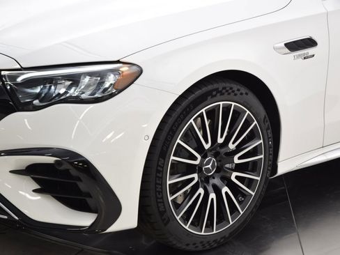 New 2026 Mercedes-Benz E 53 AMG e 4MATIC Sedan image 11
