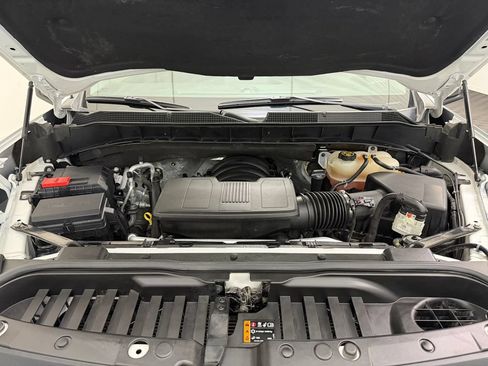 Used 2022 Chevrolet Silverado 1500 LT RWD image 31