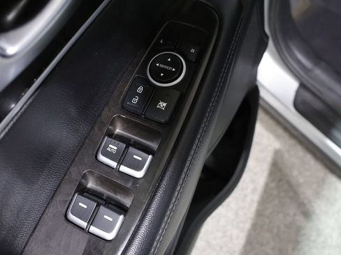 Used 2018 Kia Sorento LX AWD/4WD image 13