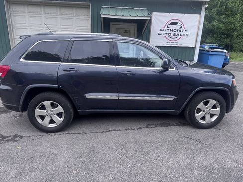 Used 2012 Jeep Grand Cherokee Laredo RWD image 7
