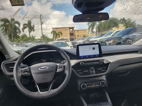 Used 2022 Ford Escape SE w/ Convenience Package image 25