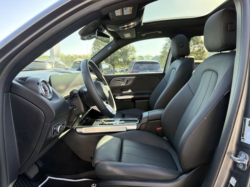 Certified 2026 Mercedes-Benz GLB 250 4MATIC image 11