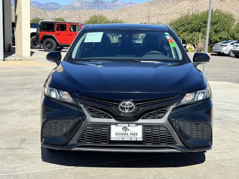 Used 2023 Toyota Camry SE w/ Protection Package (Q2) (TMS) FWD image 2