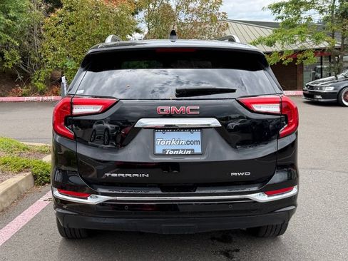 Used 2022 GMC Terrain Denali w/ Black Diamond Edition AWD/4WD image 6
