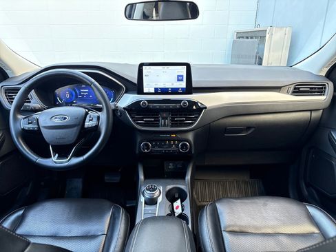 Used 2022 Ford Escape SEL w/ Technology Package image 15