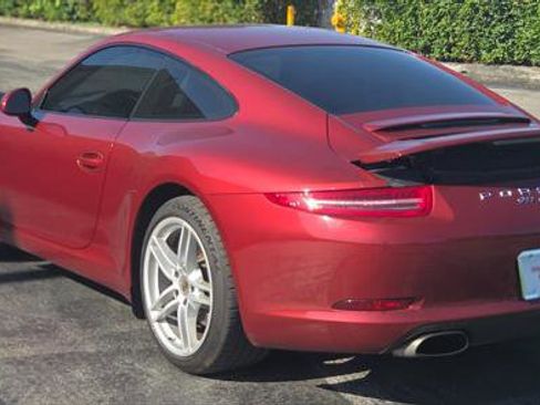 Used 2012 Porsche 911 Carrera RWD image 4