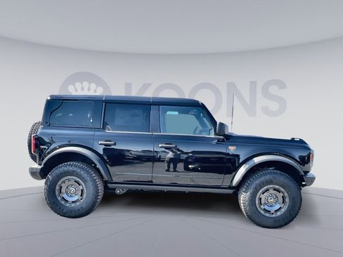New 2025 Ford Bronco Badlands w/ Sasquatch Package AWD/4WD image 8