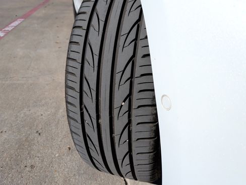 Used 2020 Tesla Model 3 Standard Range image 12