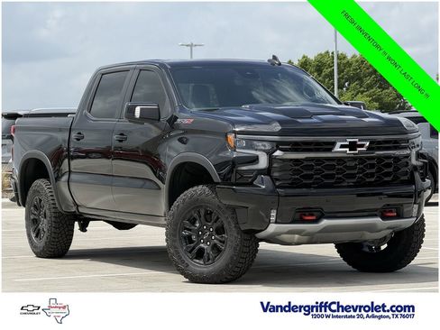 New 2026 Chevrolet Silverado 1500 ZR2 AWD/4WD image 2