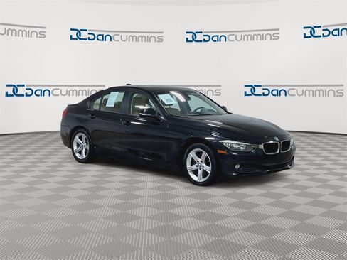 Used 2015 BMW 320i Sedan image 3