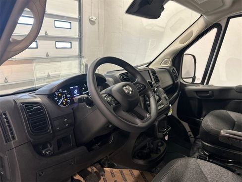 New 2025 RAM ProMaster 2500 w/ Convenience Group image 15