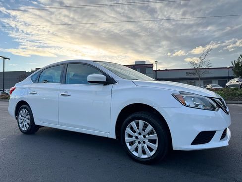 Used 2019 Nissan Sentra S image 1