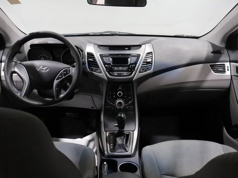 Used 2016 Hyundai Elantra SE FWD image 15