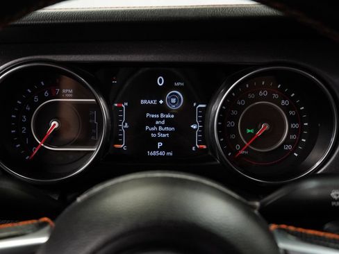 Used 2022 Jeep Gladiator Mojave w/ Cold Weather Group AWD/4WD image 4