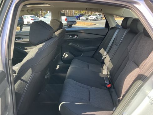 Used 2025 Honda Accord SE image 33