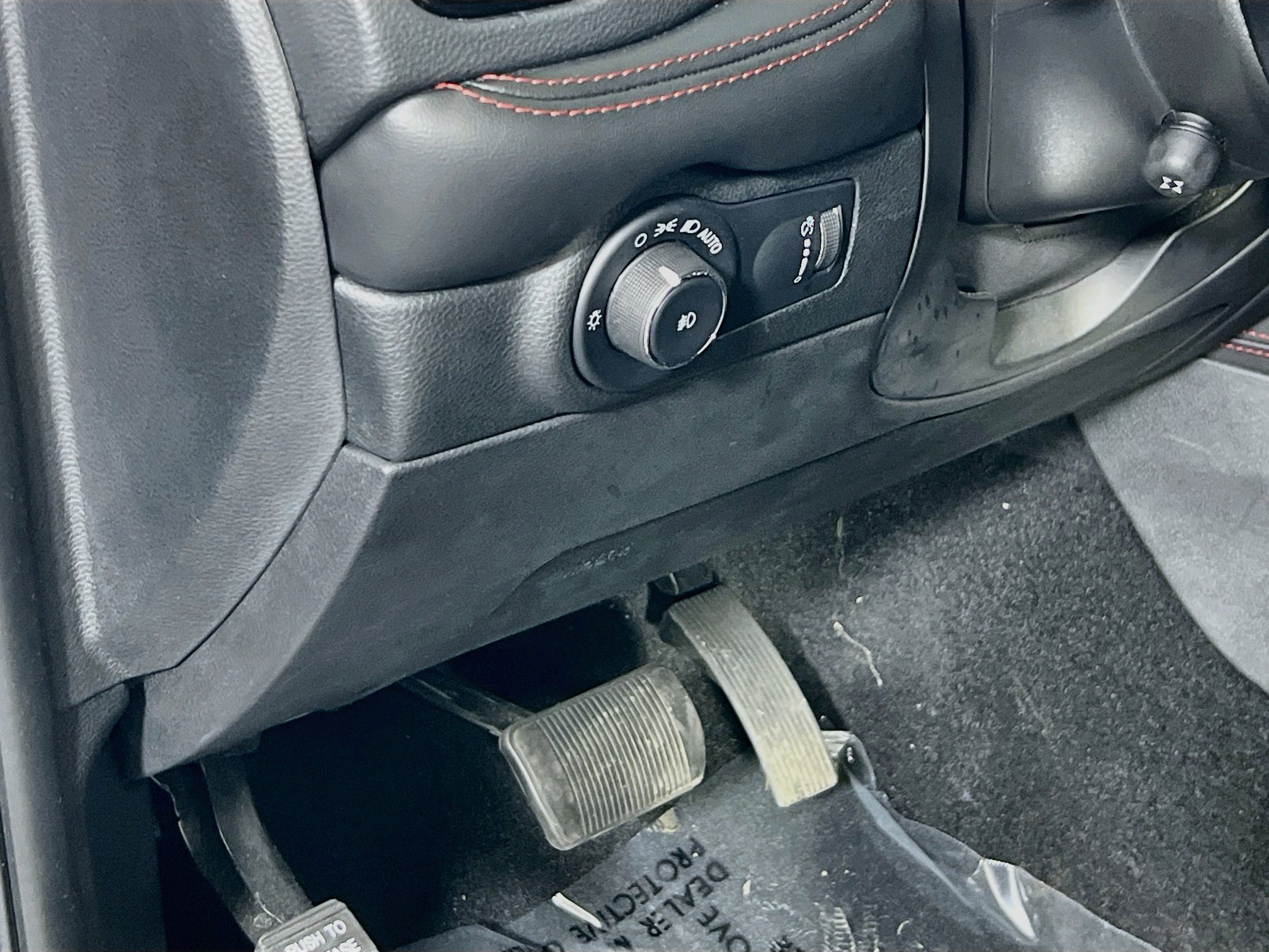 Used 2023 Dodge Durango R/T AWD/4WD image 10
