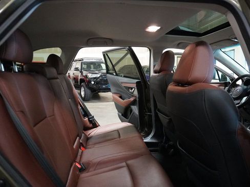 Used 2020 Subaru Outback Touring XT image 8