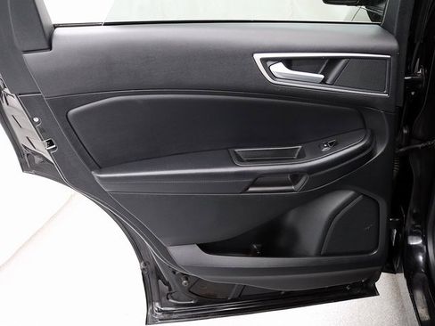 Used 2023 Ford Edge SEL image 25