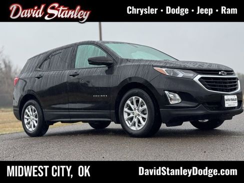 Used 2019 Chevrolet Equinox LS w/ LS Convenience Package image 1