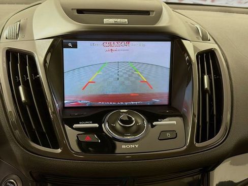 Used 2015 Ford Escape Titanium FWD image 16