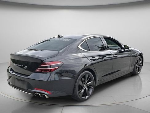 Used 2023 Genesis G70 2.0T w/ Sport Prestige Package RWD image 7