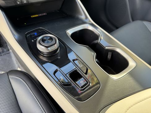 Used 2023 Lexus RZ 450e Premium image 27